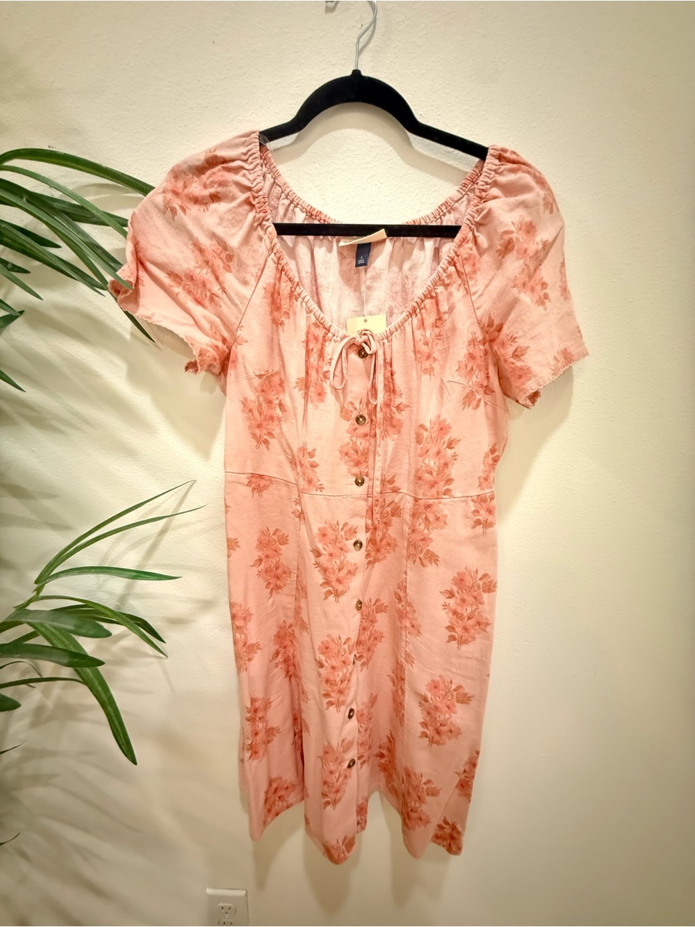 Universal Thread Peach-pink Floral Button-Front Dress